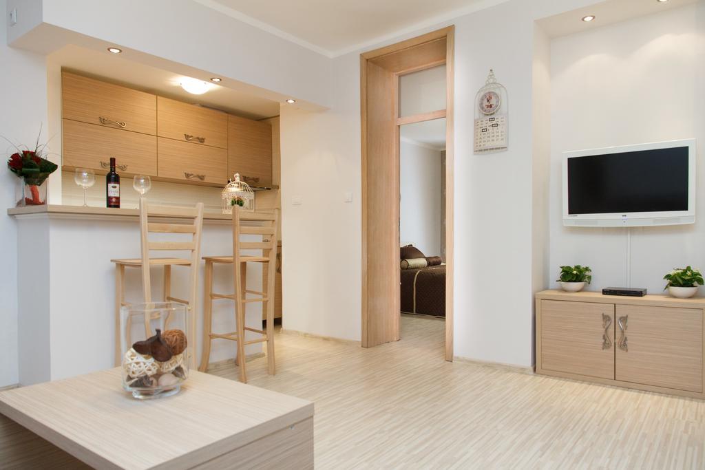 Central Business Apartments Белград Номер фото